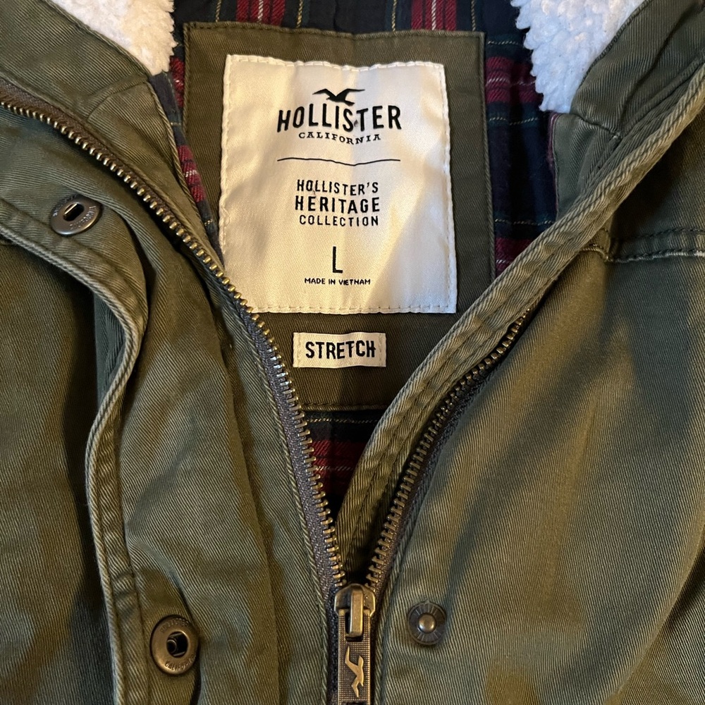 Hollister coat